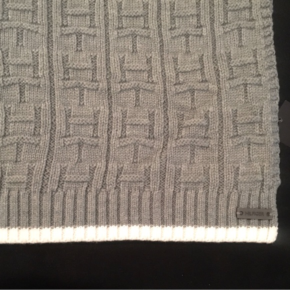 Tommy Hilfiger Scarf - Picture 2 of 6